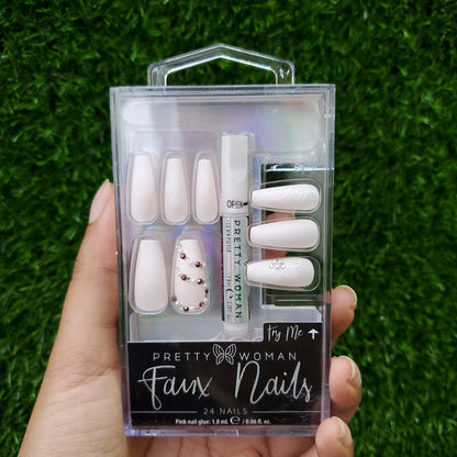 Pretty Woman Faux Nails